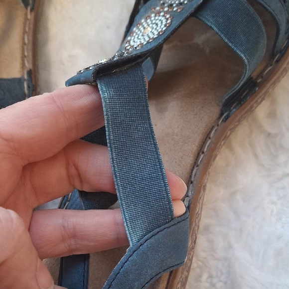Rieker Blue AntiStress Beaded Elastic Strap Sandals 628G9-16 Sz 40 (US 8.5-9) - Picture 3 of 6